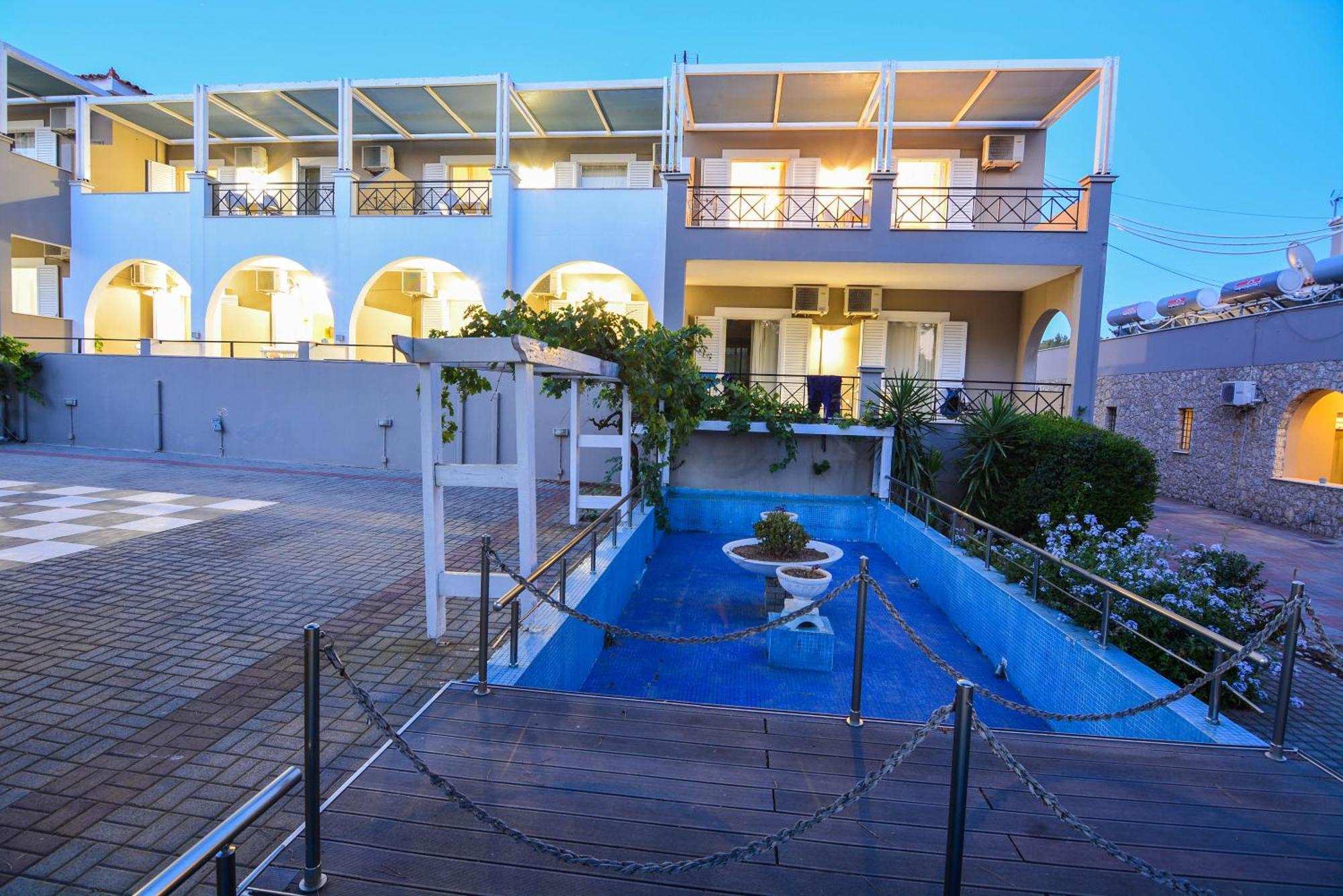Epavlis Beach Resort Pórto Héli Kültér fotó